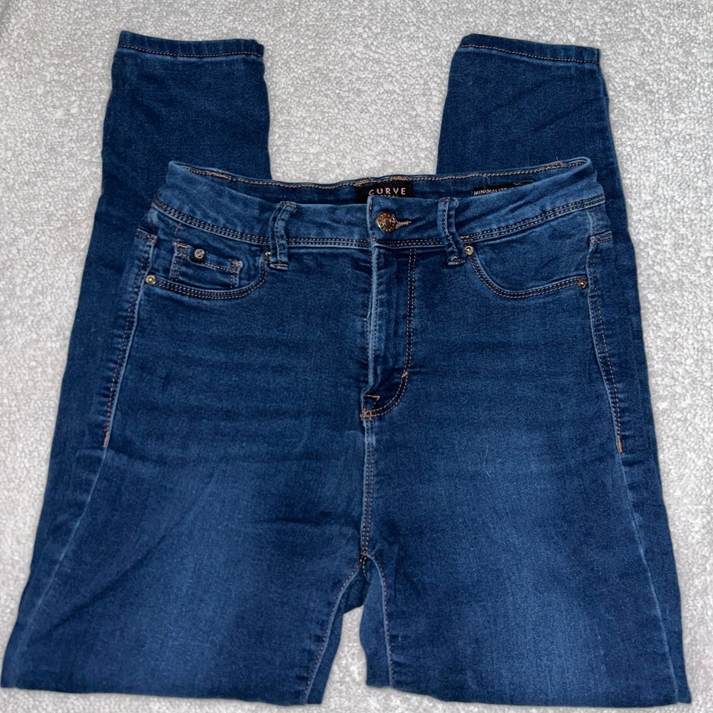 Curve Appeal Minimalist Jegging